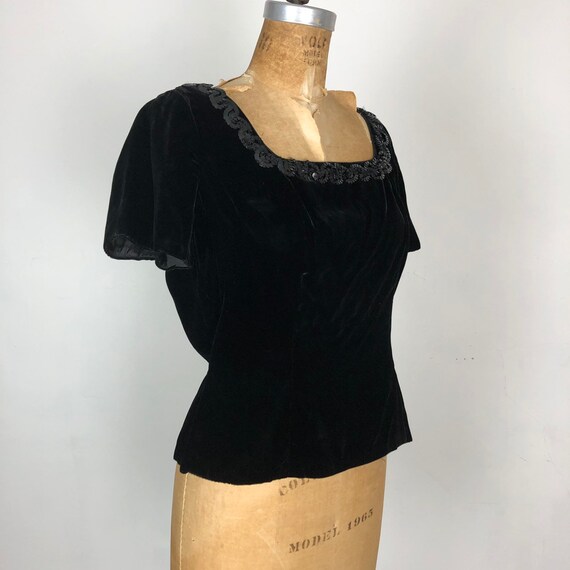 1950s Sexy Velvet Fitted Top with Sequin Trim M