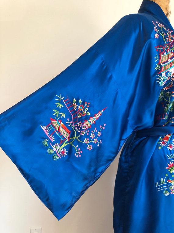 1960s Chinese Blue Rayon Silk Embroidered Robe L - image 3