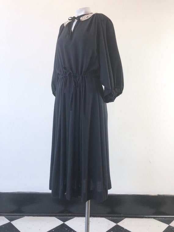 1970’s Foxy Lady Lace Collar Rayon Prairie Dress S