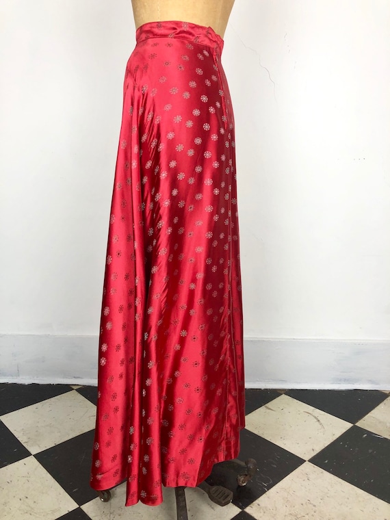 60s Red Brocade Satin Full Maxi Skirt S - image 2