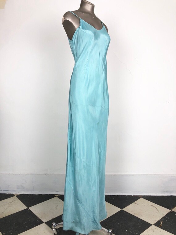 BEAUTIFUL 1940s Blue Rayon Bias Cut Slip S