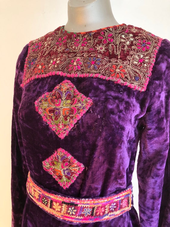 Amazing 1970s Purple Velvet Embroidered Jumpsuit S - image 4