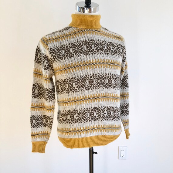 1960s Fuzzy Orlon Turtleneck Sweater M