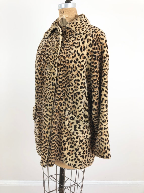 1960s Leopard Faux Fur Velveteen Swing Coat M - image 4