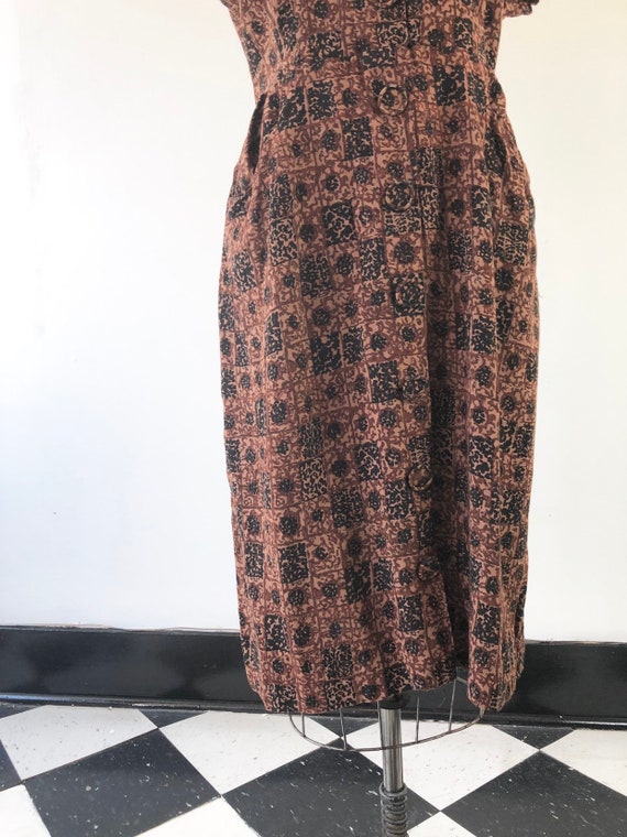 CUTE 1940’s Novelty Print Brown Rayon Dress M - image 8