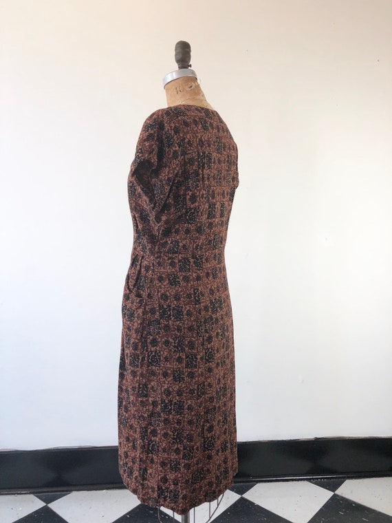CUTE 1940’s Novelty Print Brown Rayon Dress M - image 7