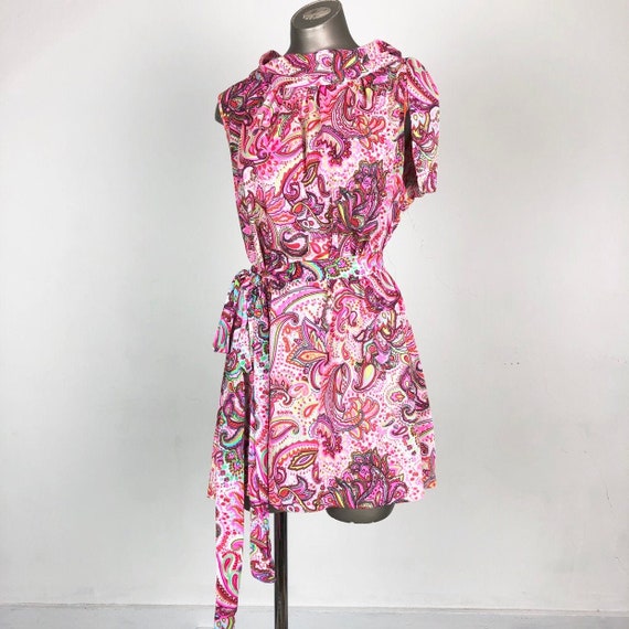 CUTE 1960s Pink Paisley Psychedelic Mini Dress M