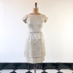 GORGEOUS 1960s Ivory Brocade Cocktail Dress M image 2