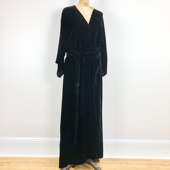 Beautiful 1930s Black Silk Velvet Gown M