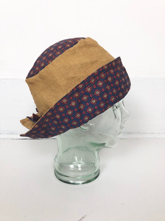 LOVELY 1920s Burlap Cloche Hat