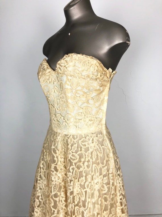 FABULOUS 1950s Ivory Lace Strapless Dress Set S - image 4