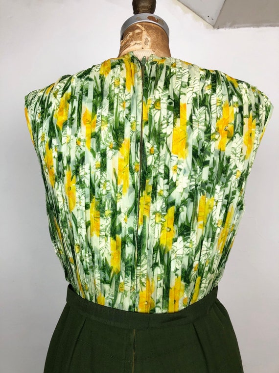 1960s Green Floral Rayon Chiffon and Linen Wiggle… - image 5
