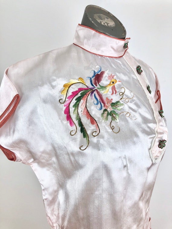 1940’s Pale Pink Embroidered Rayon Souvenir Pajam… - image 2