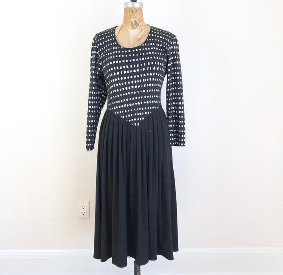 1980s Printed Black Cotton Knit Keyhole Dress S - image 1