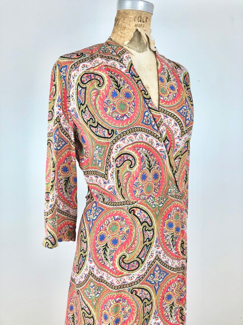 1940s Paisley Cold Rayon Wrap Front Dress M image 3