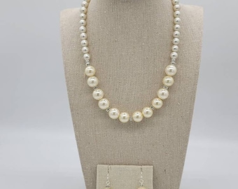 Dripping In Pearl's Necklace and Earring Set