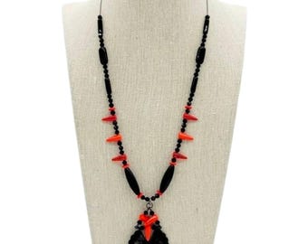Halloween Vampira Necklace