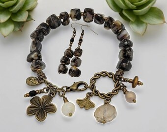 By the Seashells Bracelet and Earrings Set