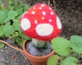 Small Potted Mushroom - Needle Felt Toadstool Decoration - Autumn Theme