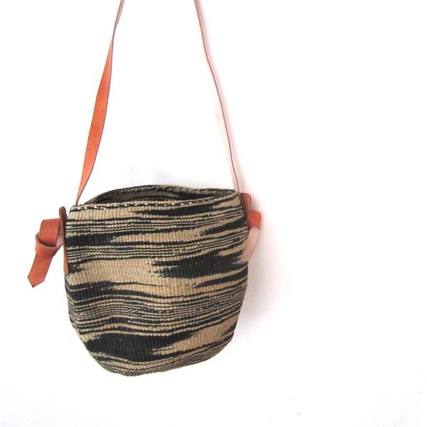 Sisal Basket Traditional Strap - Black and Khaki