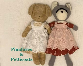 Delantales con ojales para muñecas o animales de 14 pulgadas, juguete hecho a mano (muñeca no incluida)