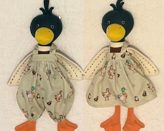 Robe ou barboteuse de famille oies pour poupée de 34 cm ou jouet animal Robe d'été faite main (poupée non incluse) * Cousu sur commande en 3-5 jours *
