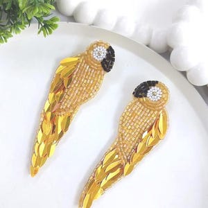 Kralenoorbellen tropische papegaai – Kleurrijke handgemaakte statement-sieraden