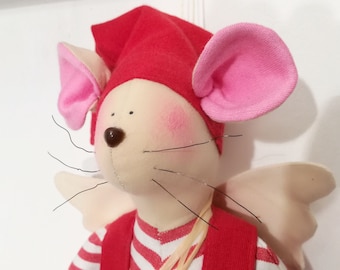 Tilda Mouse with apples