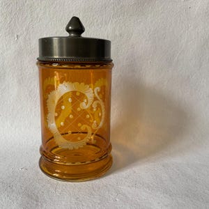 Amberkleurige boho kristallen pot met tinnen deksel, 19e eeuw