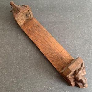 19世紀の彫像用木製壁台座