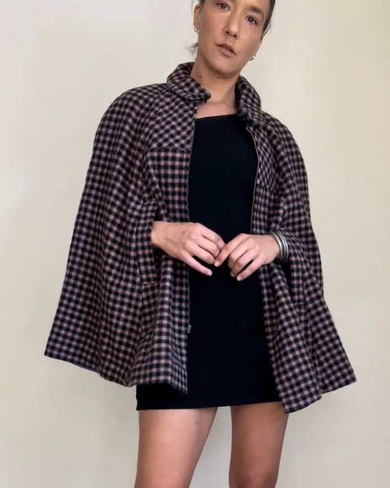 Proper Piper Cape - 1940s Vintage Cape