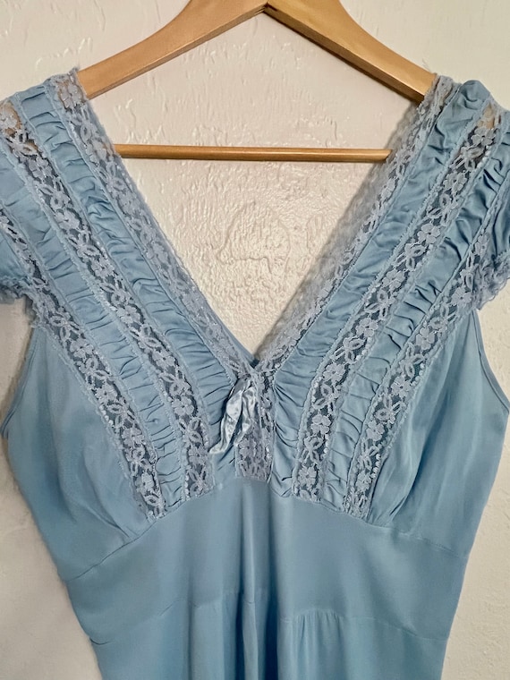 Twinkle Twinkle Periwinkle Blue Vintage Nightie - 60s Vintage Nightgown