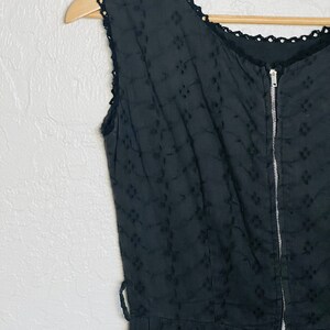 Kleine Schwarze Eyelet Lace Kleid - 50er Jahre Vintage Kleider - LBD
