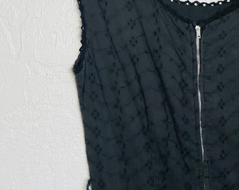 Little Black Eyelet Lace Dress - 50s vintage dresses - LBD