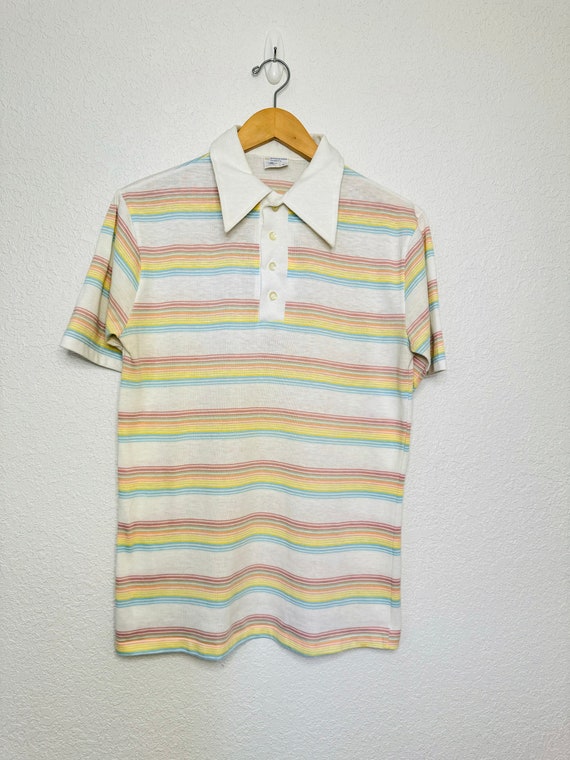 Rainbow Stripe Collared Polo Shirt - 70s Vintage Shirts
