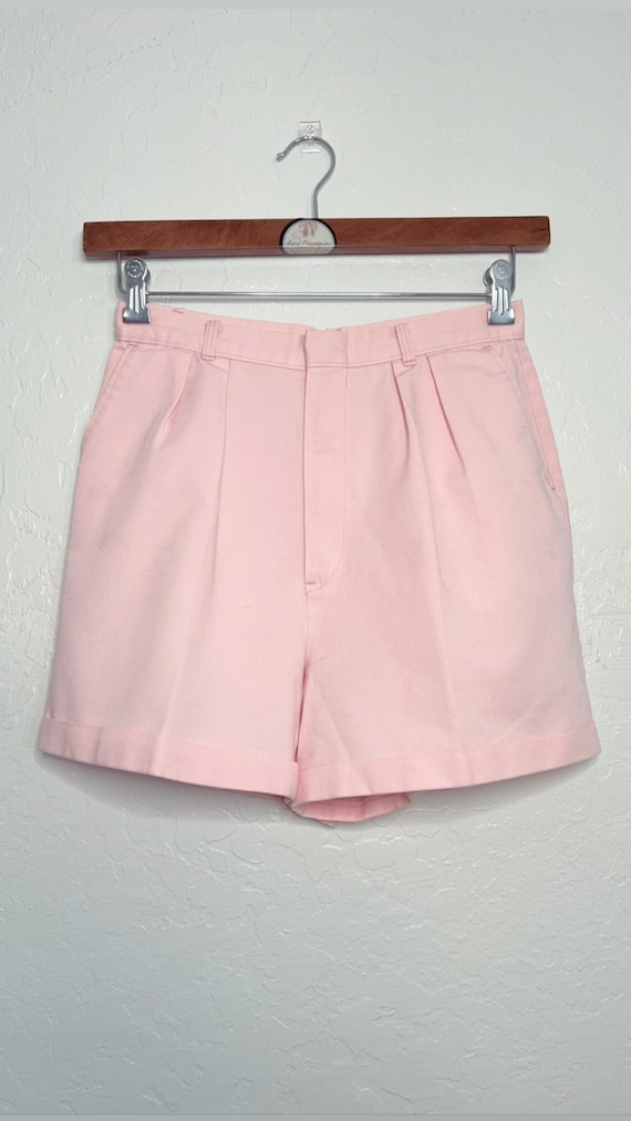 Perfectly Pleated Pastel Pink Shorts - 90s Vintage Shorts
