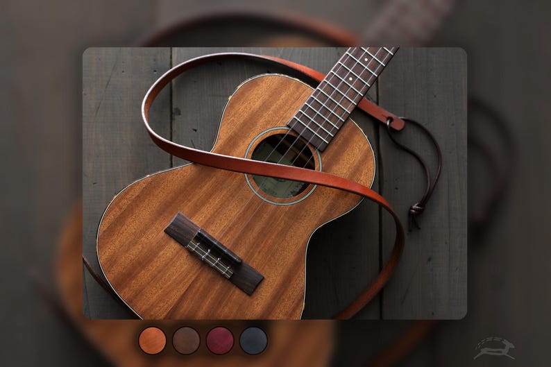 Dunne leren ukeleleband met initialen | Aangepaste uke-riem voor alle ukulele-spelers | Concert, tenor, bariton | SKINNY stijl afbeelding 1
