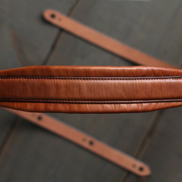 Padded Leather Guitar Strap for Electric or Acoustic Guitar | Personalised Guitar Belt for Musician Gift | PILLOW style