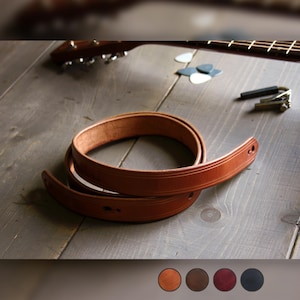 レザーギターストラップ | ヴィンテージギターストラップ | ギターアクセサリー | アコースティックギターまたはエレキギター | バンジョーストラップ | 花婿の付添人へのギフト | 薄型スタイル