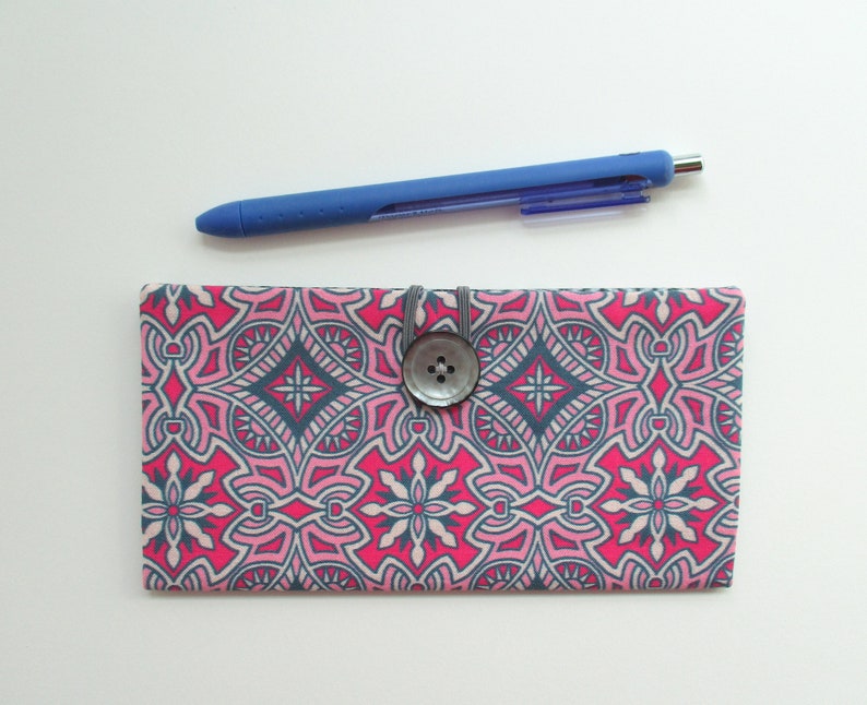 pink /& dark gray ornate design Checkbook Cover in magenta