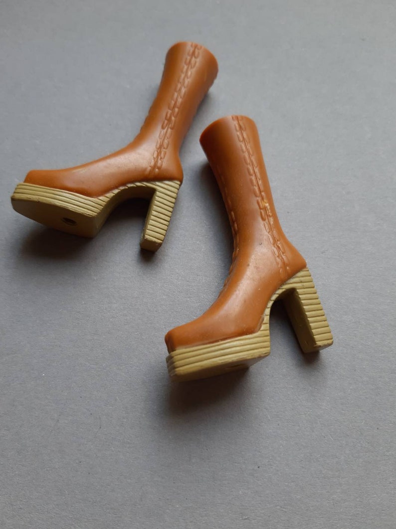 bratz platform boots
