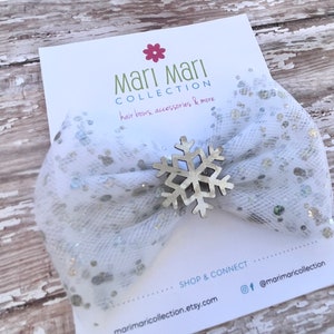 Silver Snowflake Polka Dot Tulle Hair Bow: 4&quot; Alligator Clip