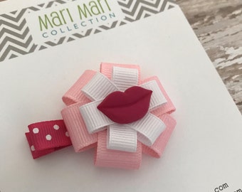 Valentine Kiss Hair Bow - Valentine's Day Hair Accessory - Small Lips Pink Hair Clip - Valentine's Day - Lips Bow - Heart Accessory - Kiss