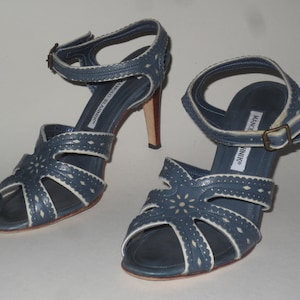 Vintage Manola Blahnik Size 40 Blue Leather Strappy Sandals on 3 3/4 inch heels , Perforated leather on contrasting beige linen backing