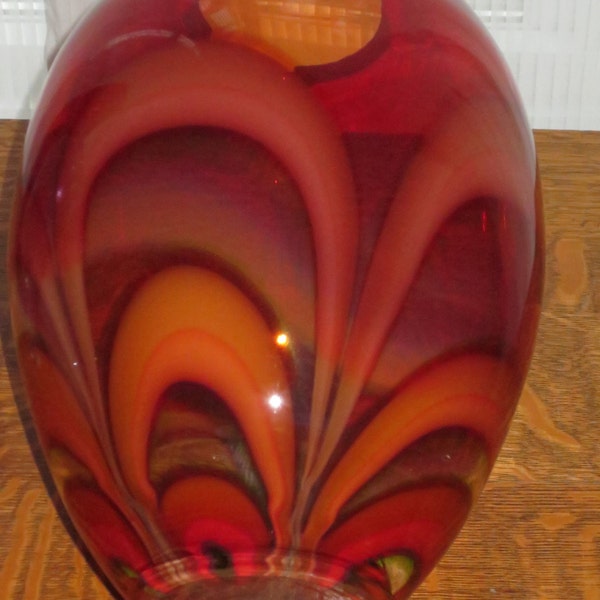 Vintage Art Glass Bulbous Vase