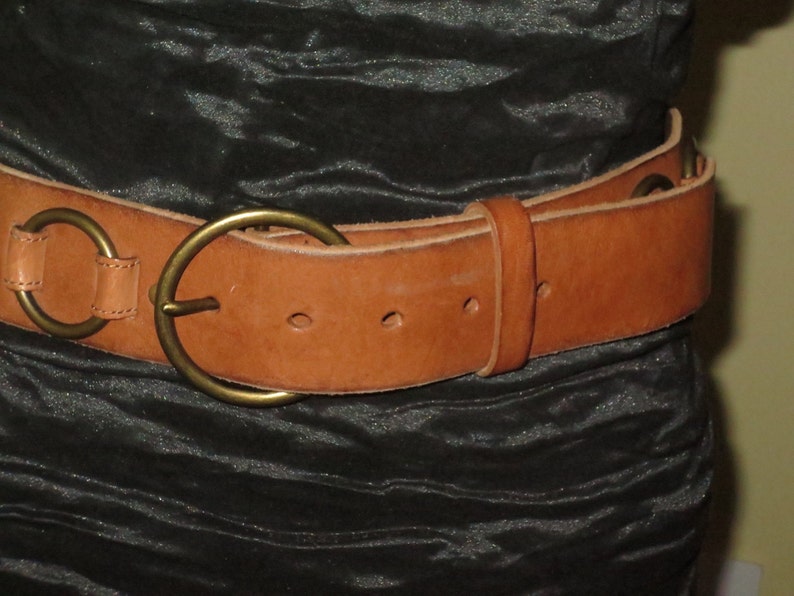 Woman/'s Vintage Cognac Tan Leather Belt Brass Antiqued Buckle and Ring Appliques