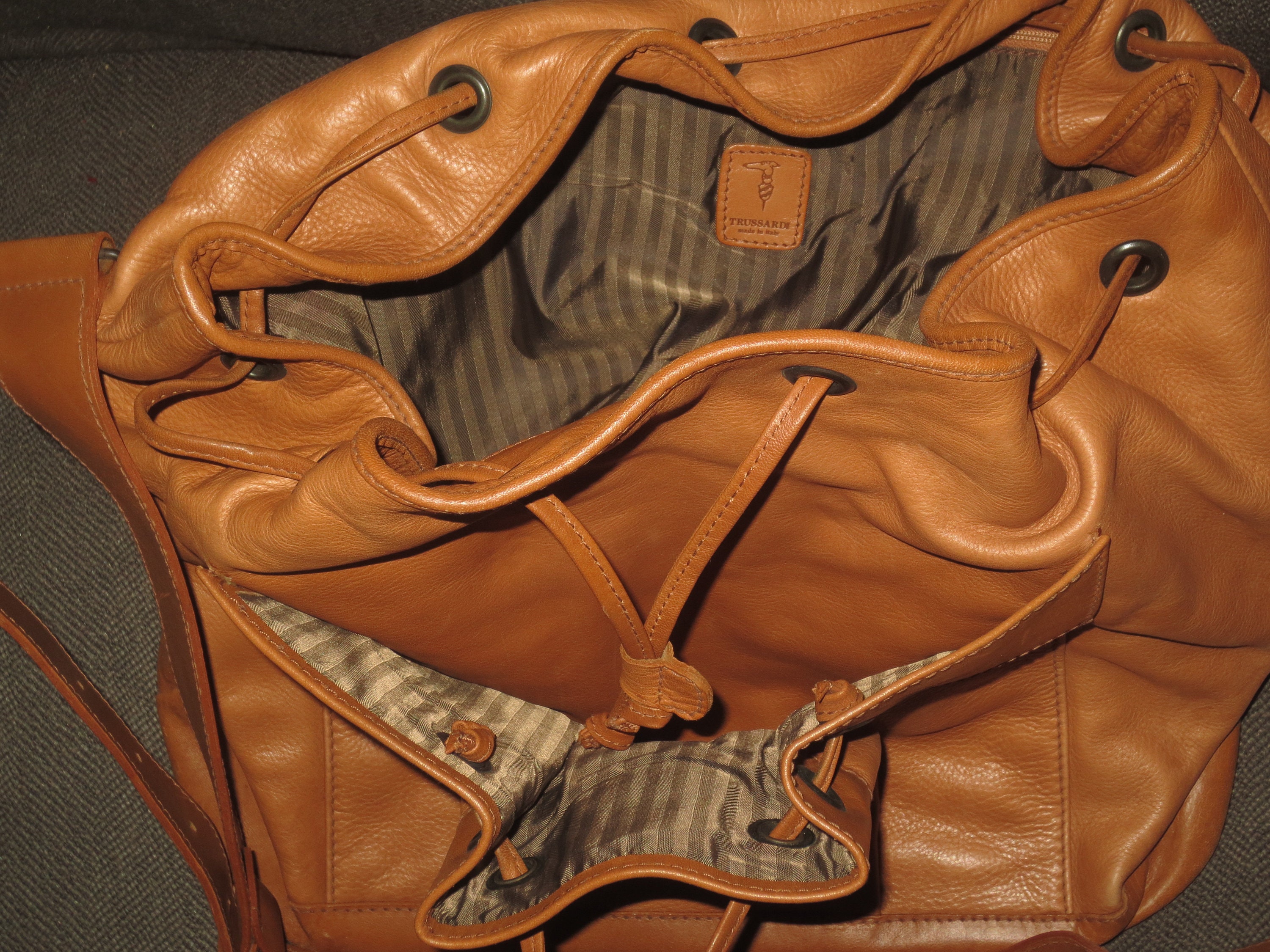 Lovely store bag trussardi