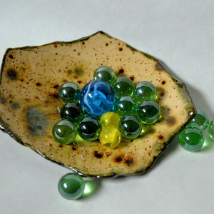 Ceramic Cream and Yellow Speckled Metallic Soap Dish, Crystal Glaze Pottery Trinket Dish, Gunmetal Pewter Texture Crystalline Spoon Rest