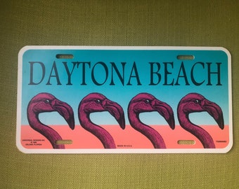 Vintage Daytona Beach Novelty License Plate Flamingos Florida 1990s 90s