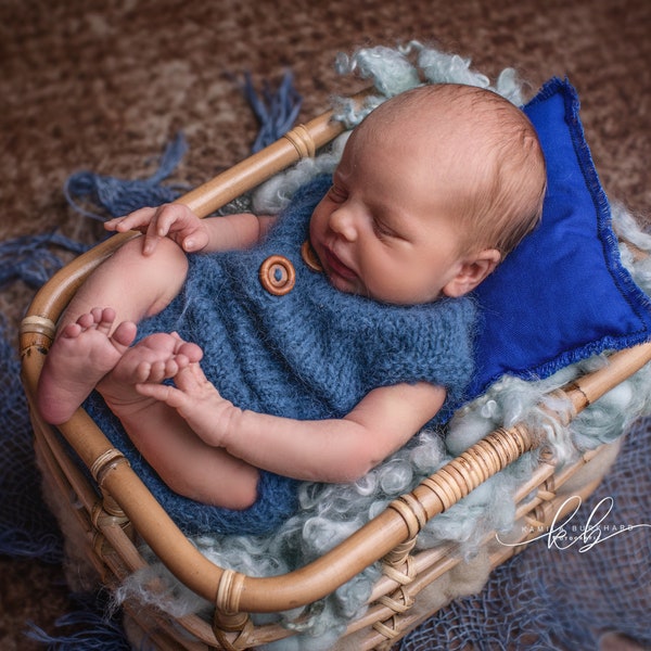 flauschiger Kurzarmbody Newbornfotografie